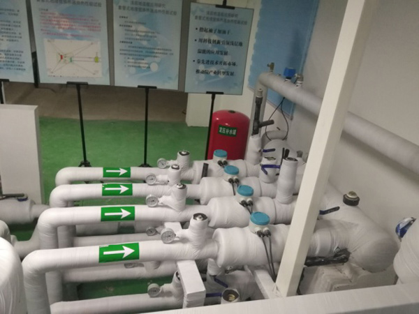 地源空氣源熱泵機(jī)房 地源空氣源熱泵機(jī)房