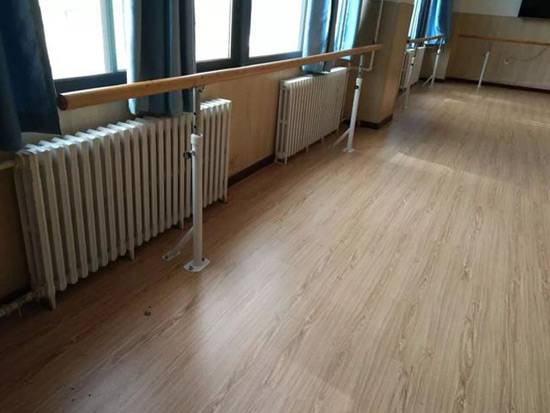 廊坊某學(xué)?？諝庠礋岜冒惭b